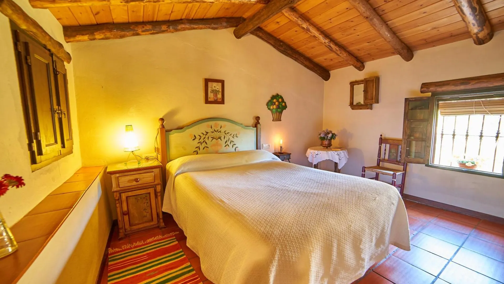 Holiday home Navalgatos De El Tragaluz Villa Fuenteheridos