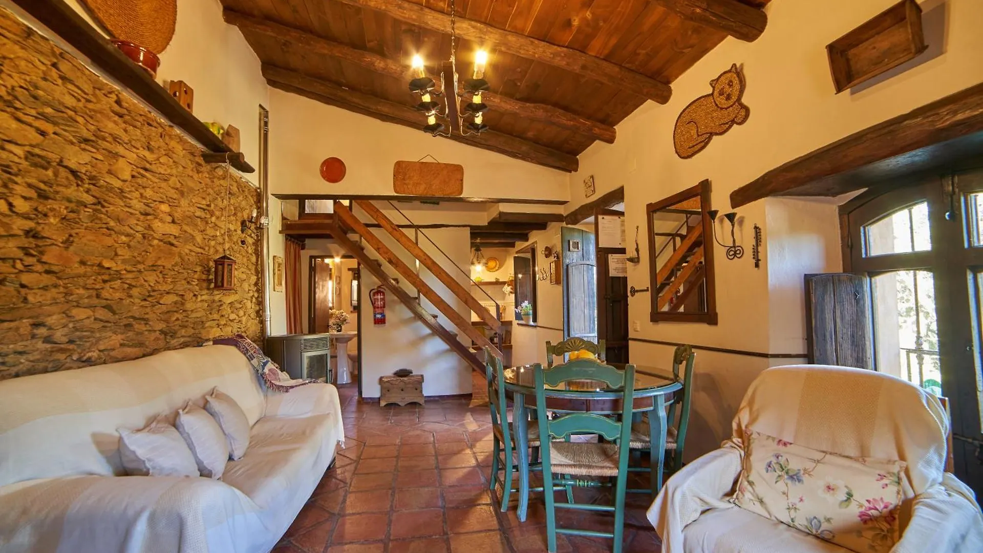 Navalgatos De El Tragaluz Villa Fuenteheridos 0*,  Spain